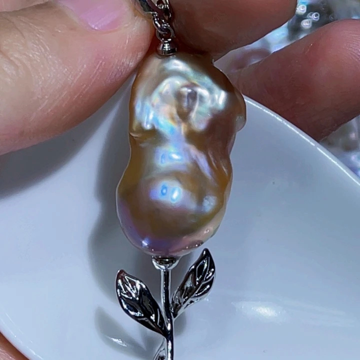 颈饰未镶嵌淡水珍珠