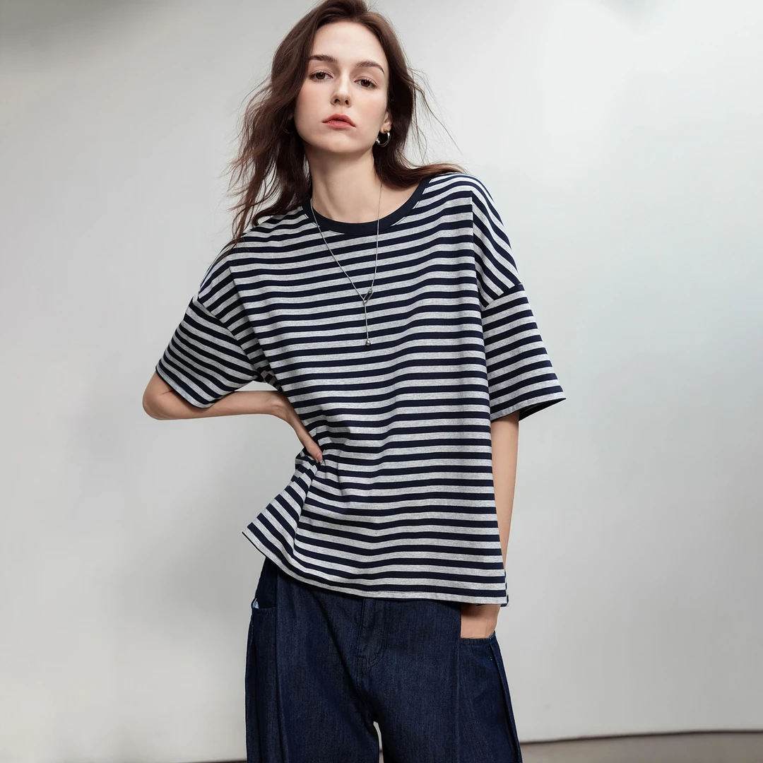 德玛纳慵懒风撞色条纹T恤女25夏季新款简约风圆领松弛感短袖上衣