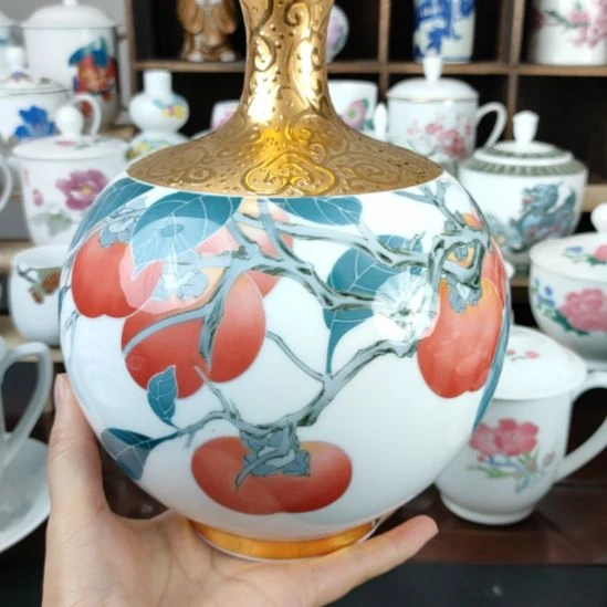 金***刚手绘柿子花瓶摆件摆件