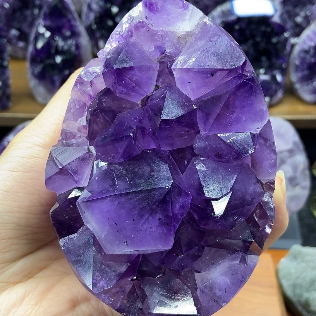 紫晶未镶嵌大型摆件（非配饰）