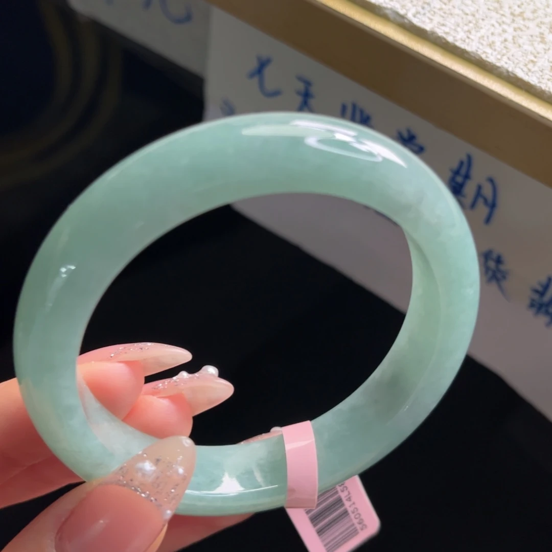 翡翠未镶嵌手镯手镯