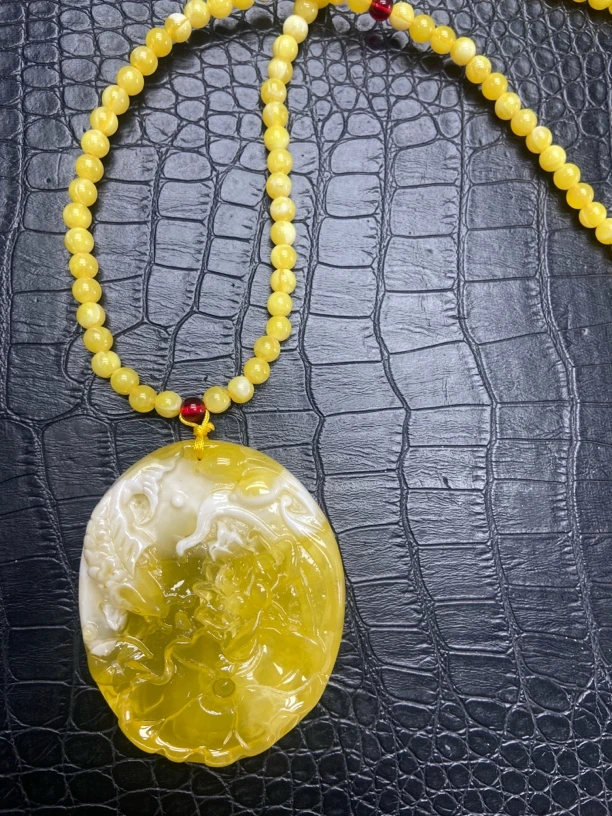 【镇店收藏 正品保障】338精美黄色鱼戏莲花吊坠