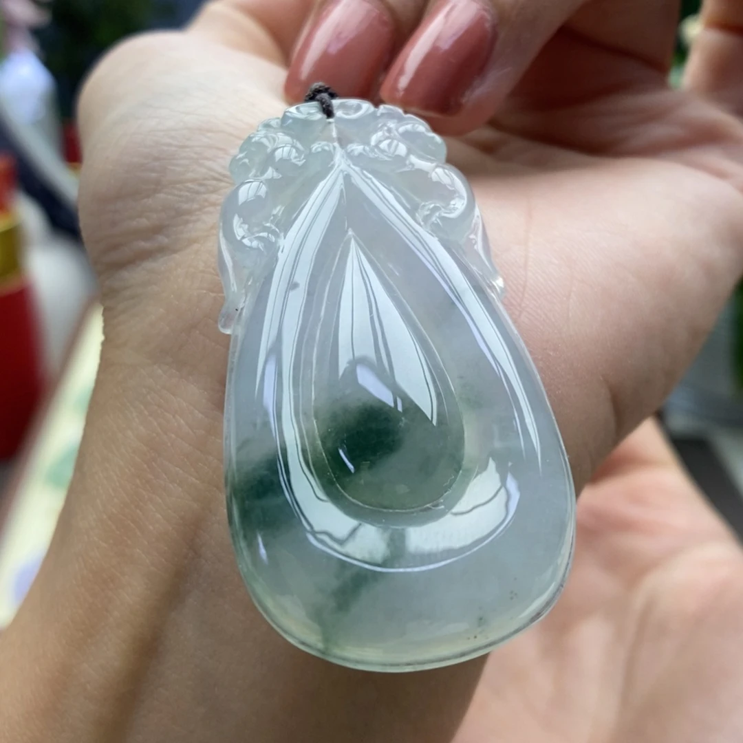翡翠未镶嵌颈饰吊坠66