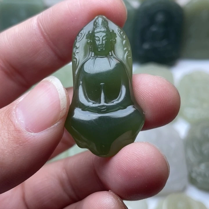 和田玉颈饰未镶嵌凯****