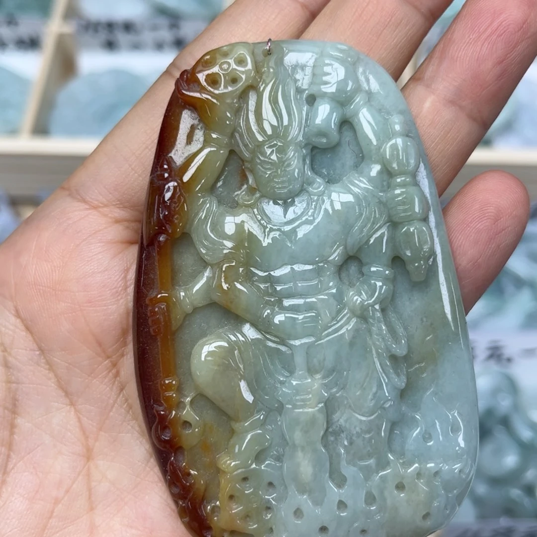 颈饰未镶嵌翡翠不动明王
