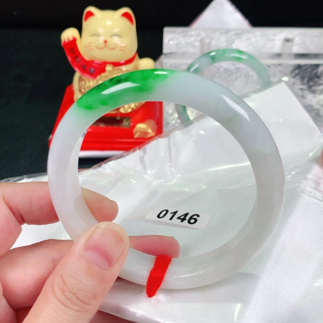 翡翠手镯未镶嵌0146