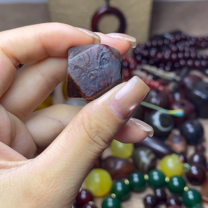 玛瑙/玉髓未镶嵌玛瑙珠子1111