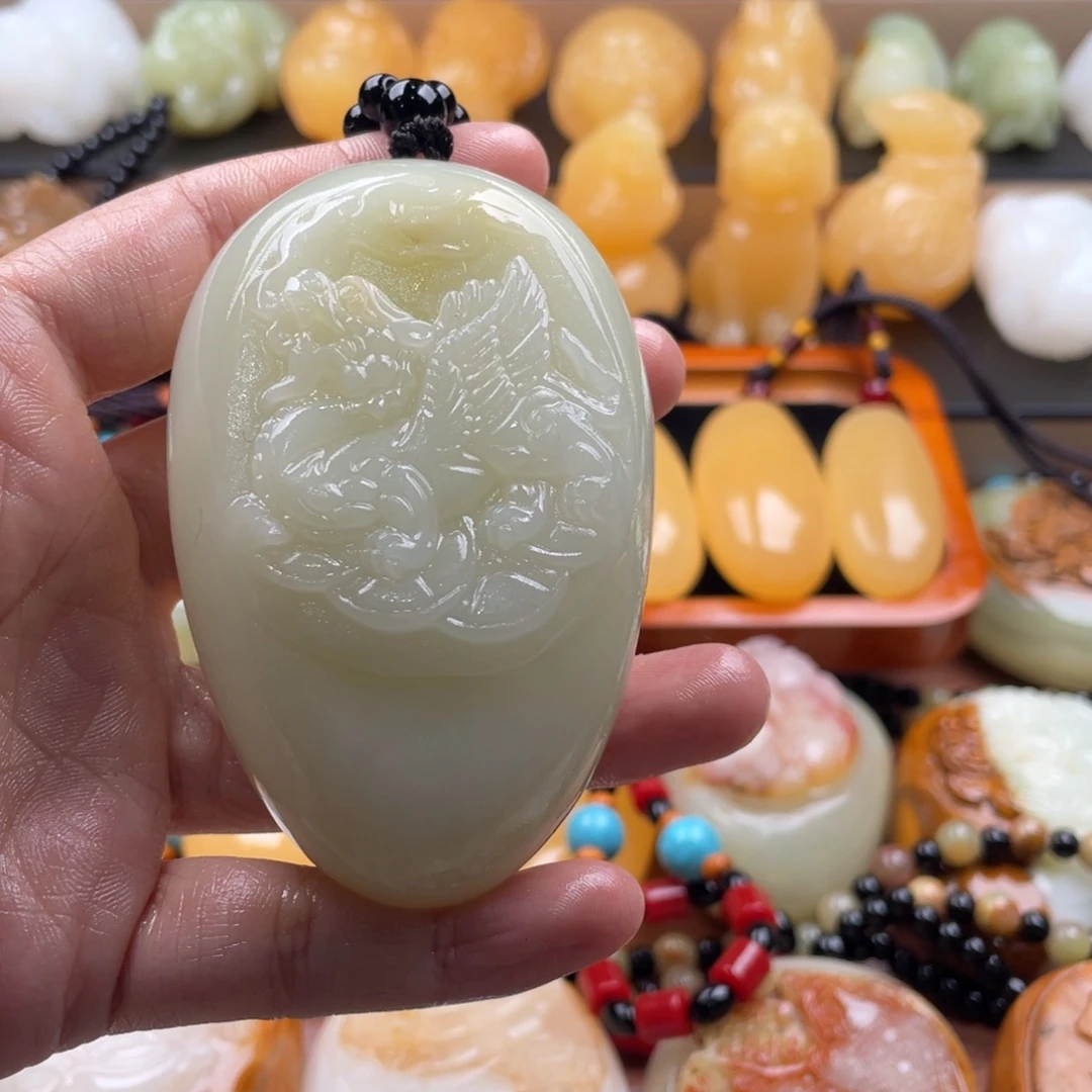都***人石材天然古青石手把件