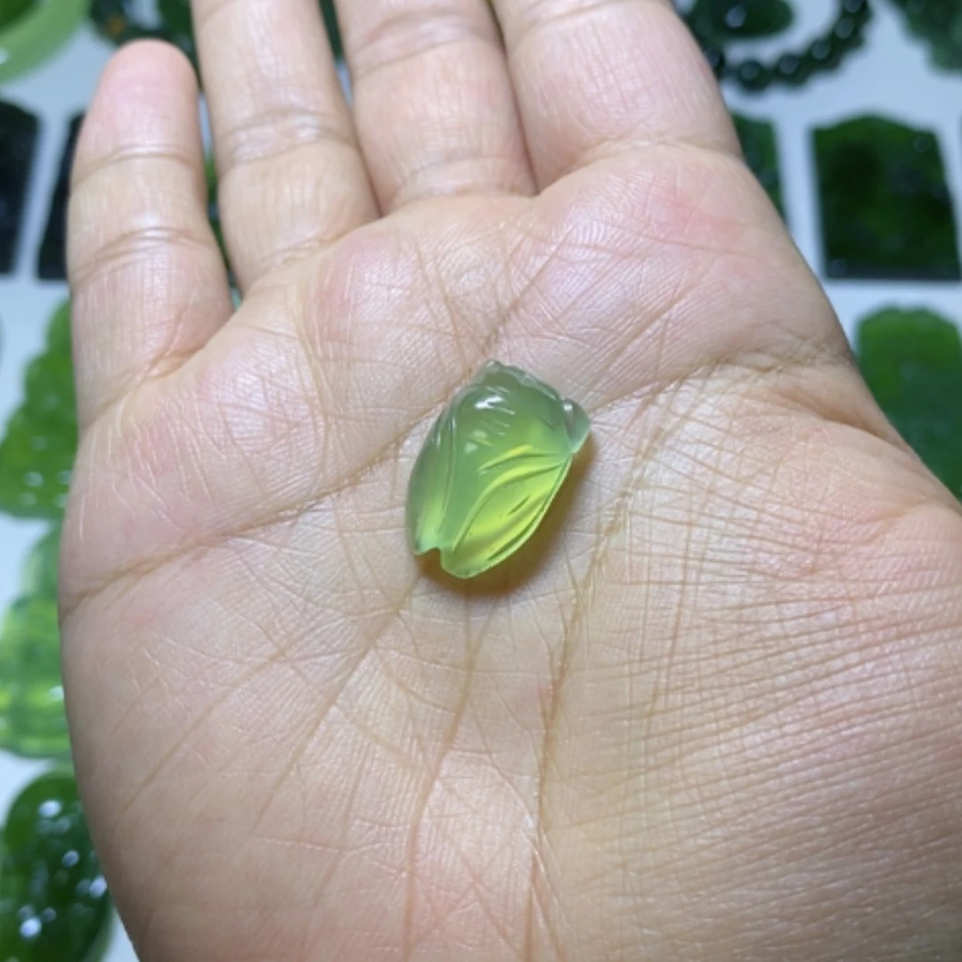 【闪购商品】未镶嵌蛇纹石玉颈饰