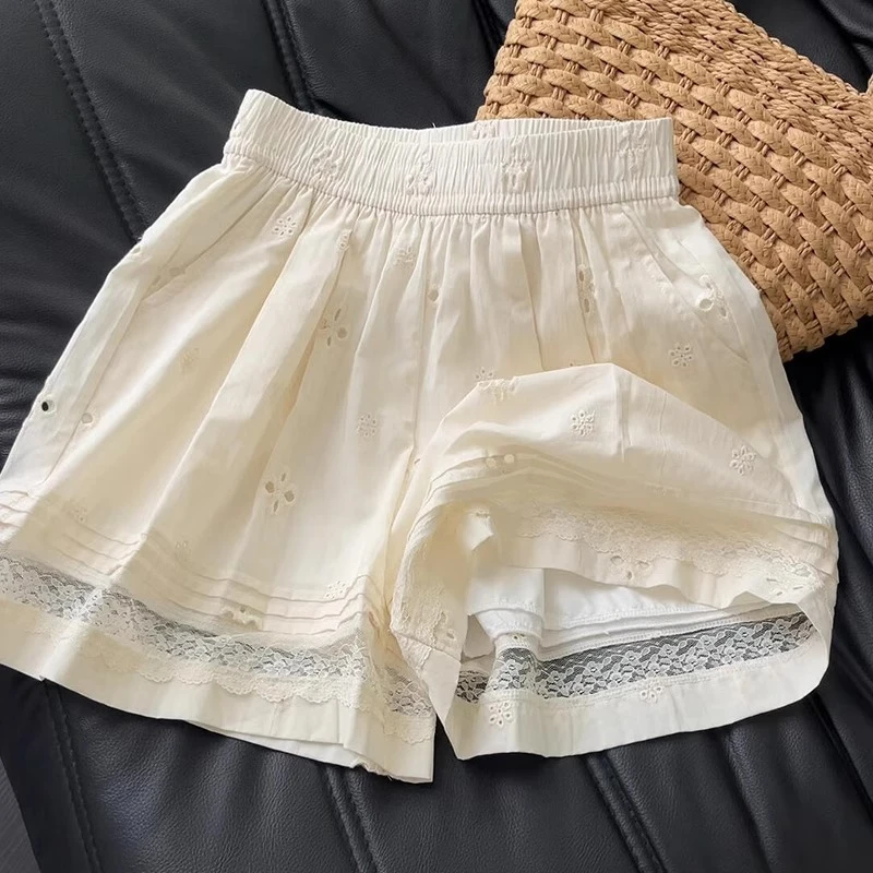 2025新款白色蕾丝拼接短裤女夏高级感高腰显瘦休闲a字薄款阔腿裤
