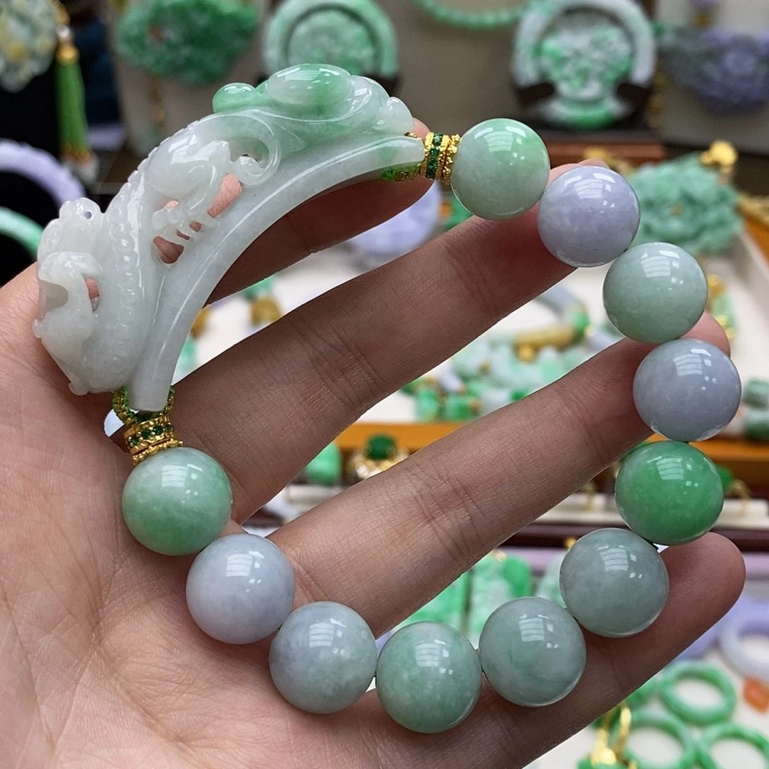颈饰未镶嵌翡翠手链