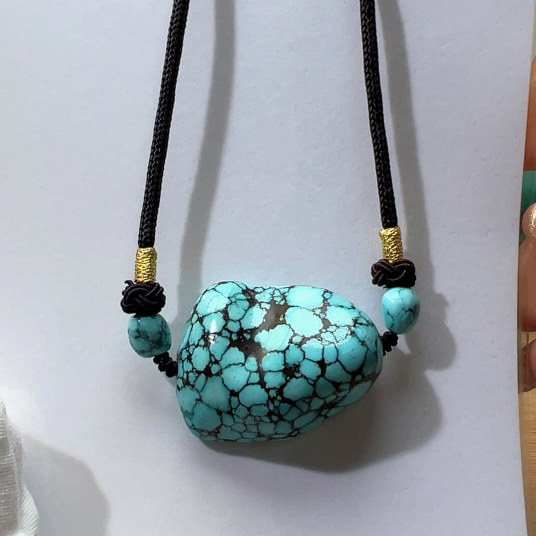 绿松石未镶嵌挂件