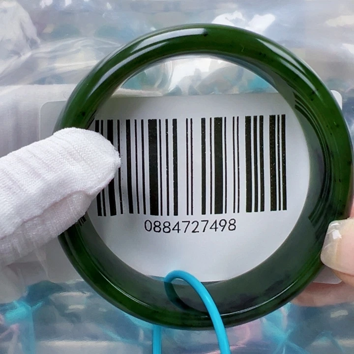 b***i和田玉未镶嵌手镯包容5960