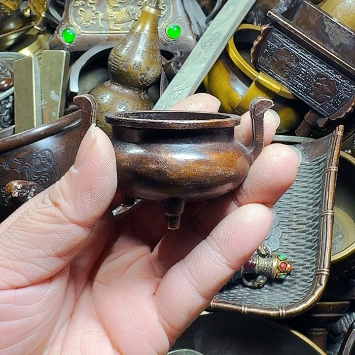 铜器摆件收收藏藏