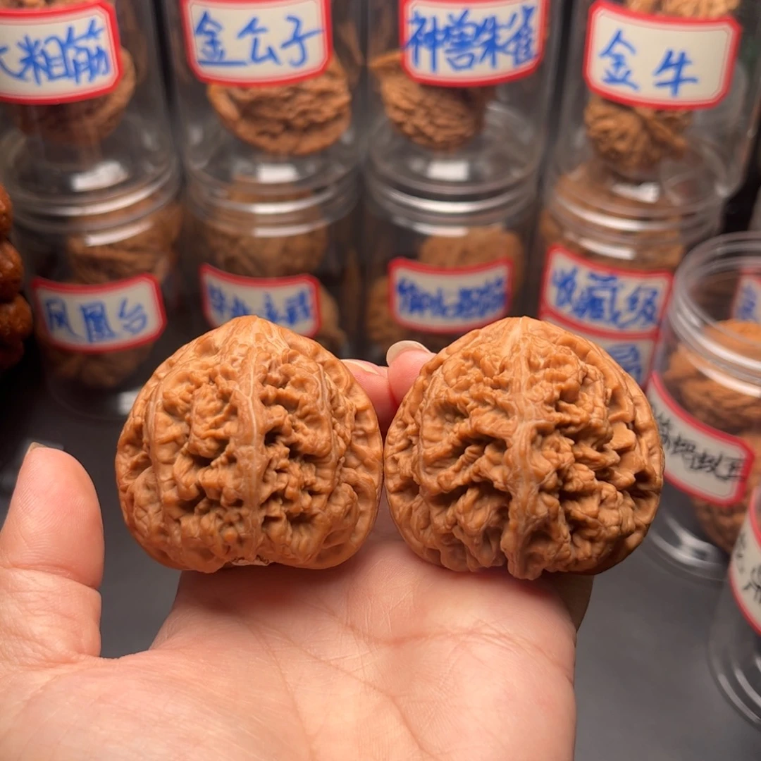 把件文玩核桃47全品三角桩大粗筋