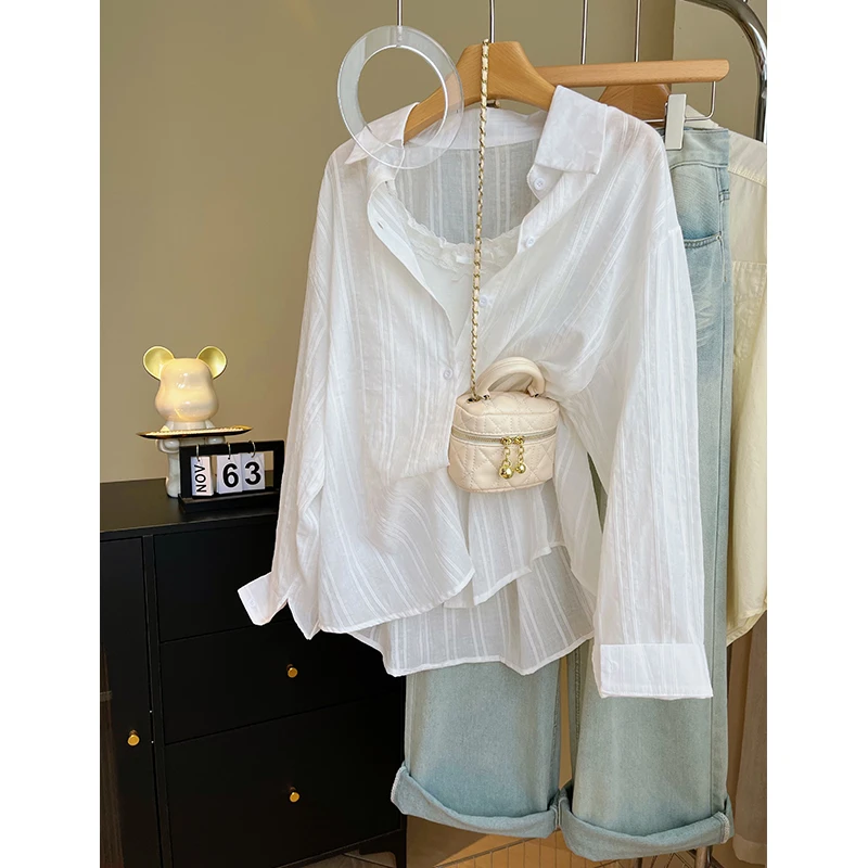 乔妹老钱风夏季新款轻薄透气长袖衬衣防晒衫竖条纹白色ins衬衫女