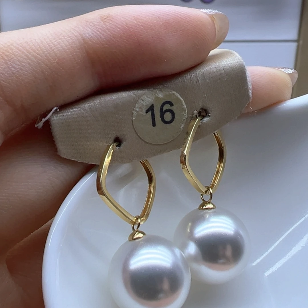 18K金镶嵌淡水珍珠耳饰