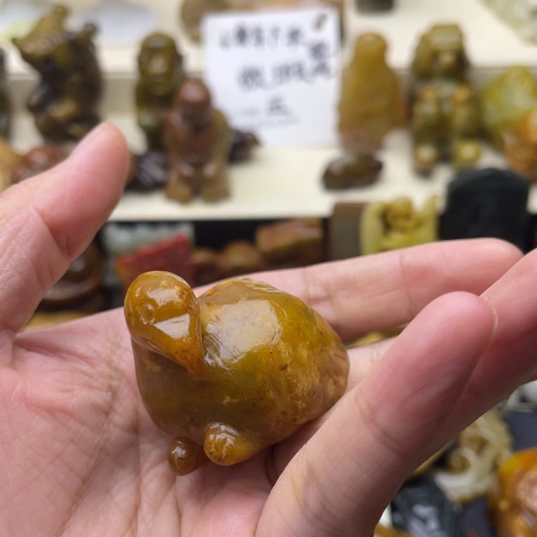 未镶嵌蛇纹石玉颈饰