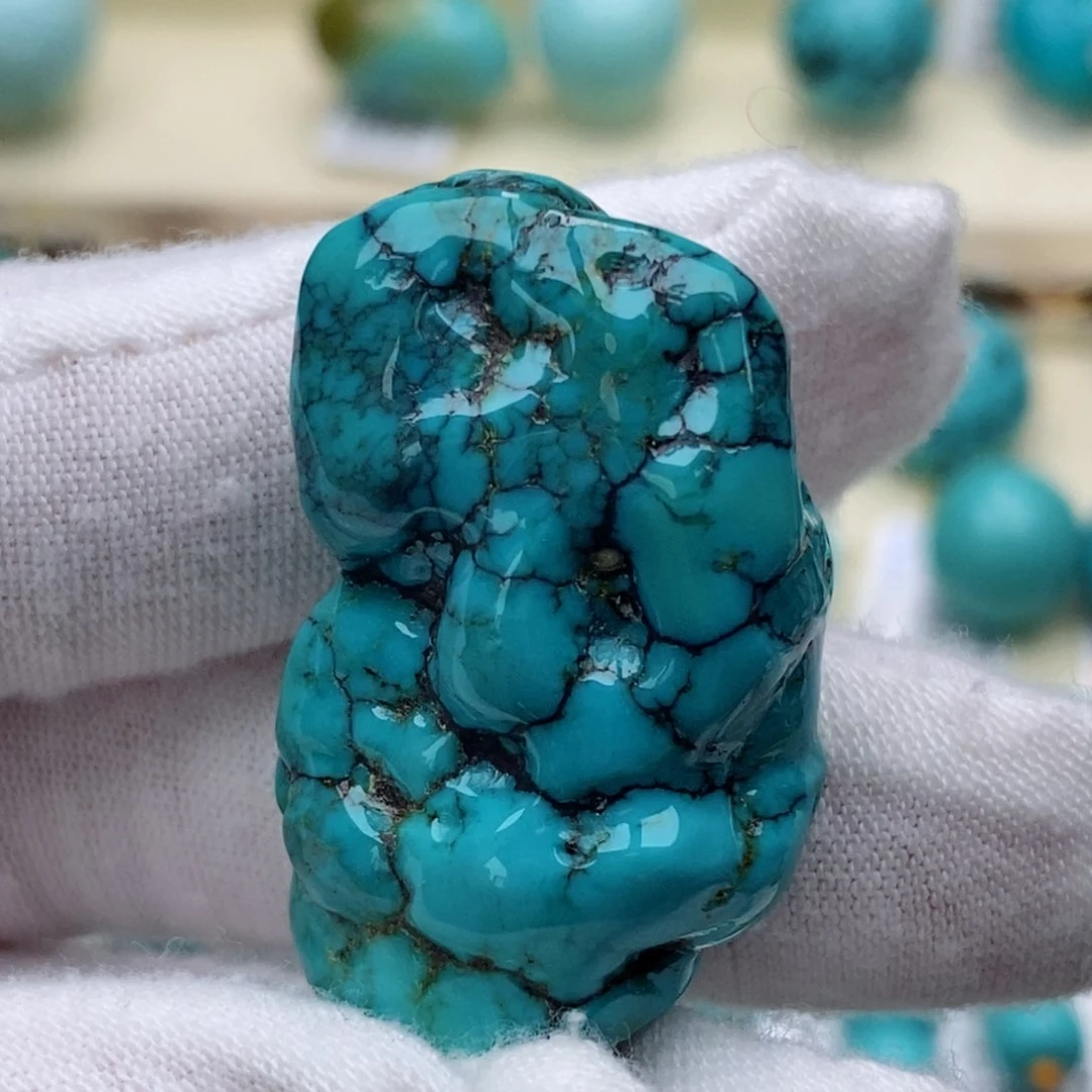 未镶嵌绿松石珠宝奇石