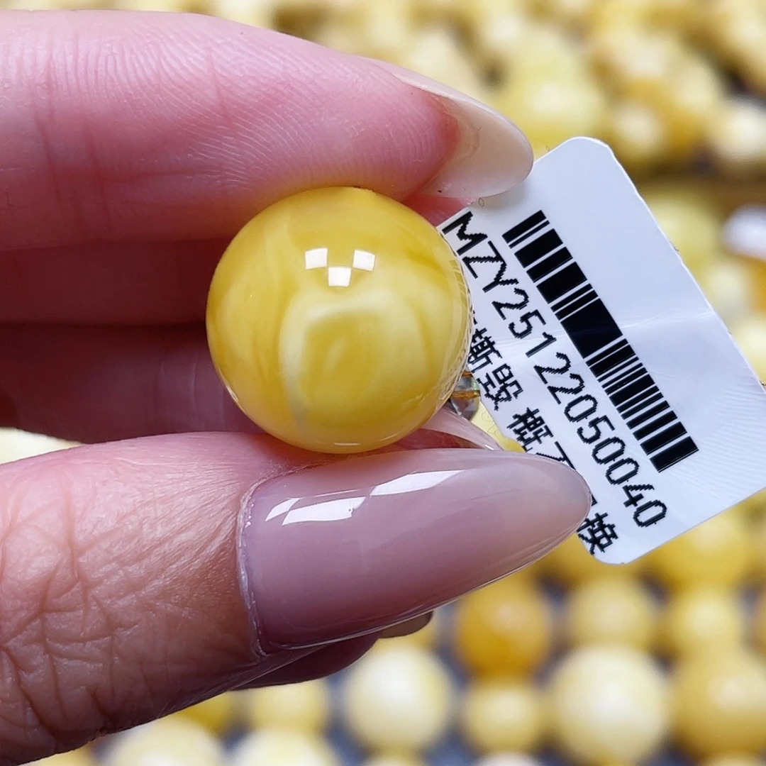 蜜蜡未镶嵌裸石16mm