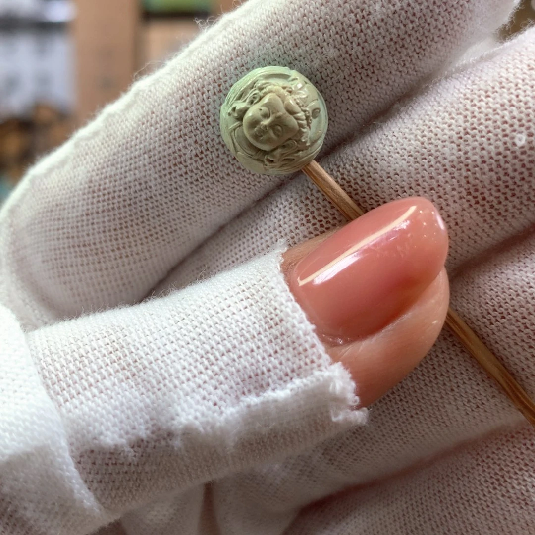 绿松石未镶嵌挂件