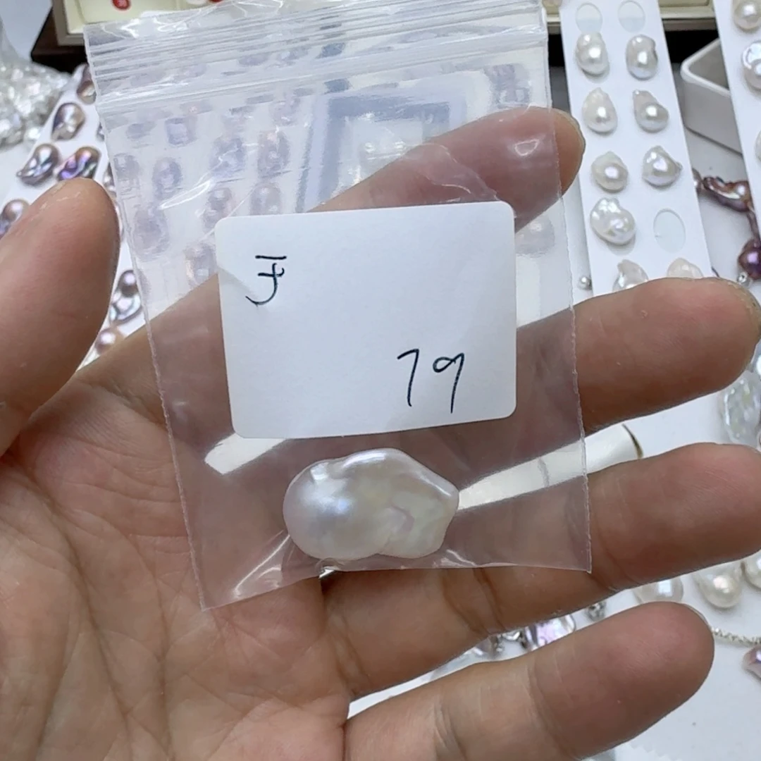 淡水珍珠银S925镶嵌颈饰M****于