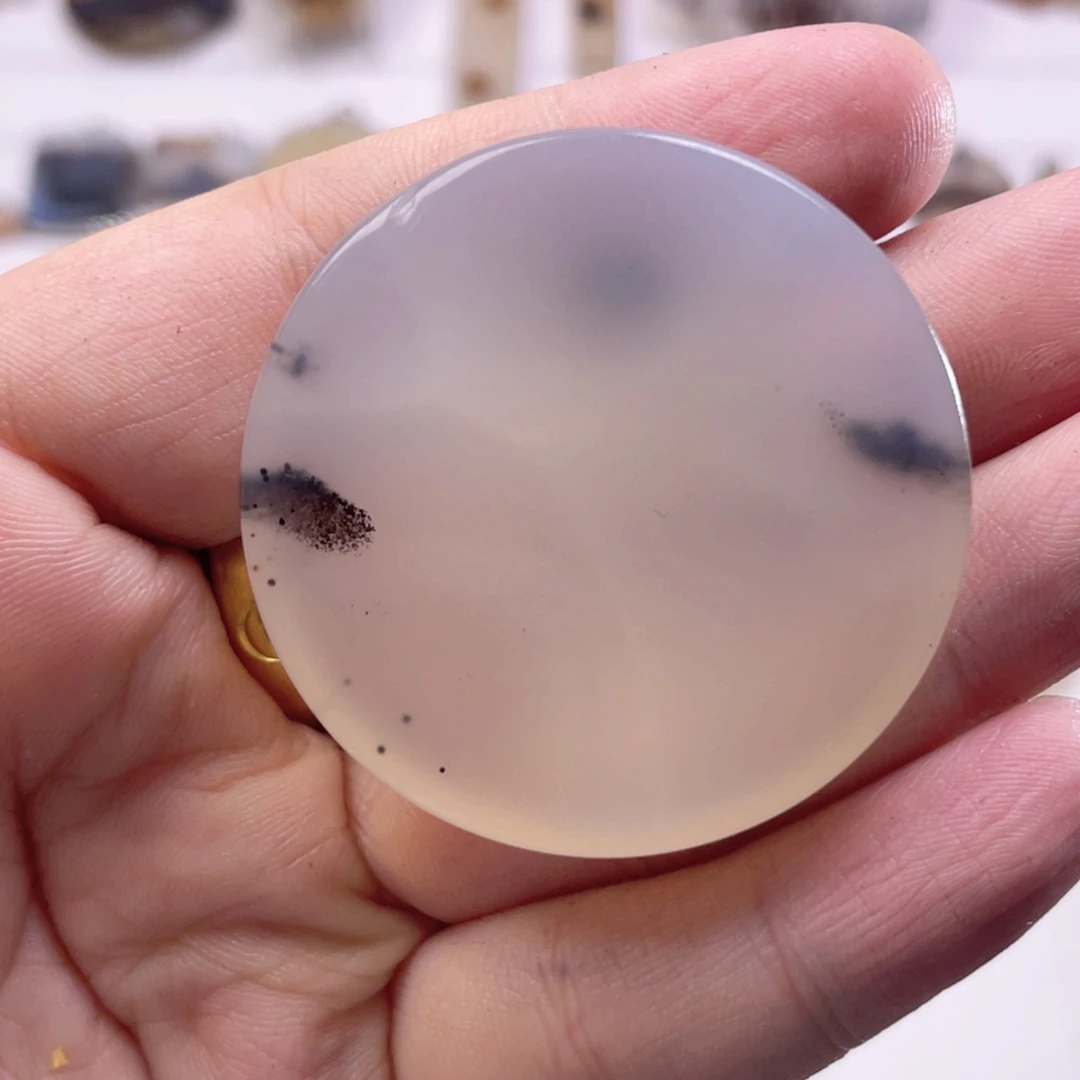 玛瑙/玉髓未镶嵌珠宝奇石