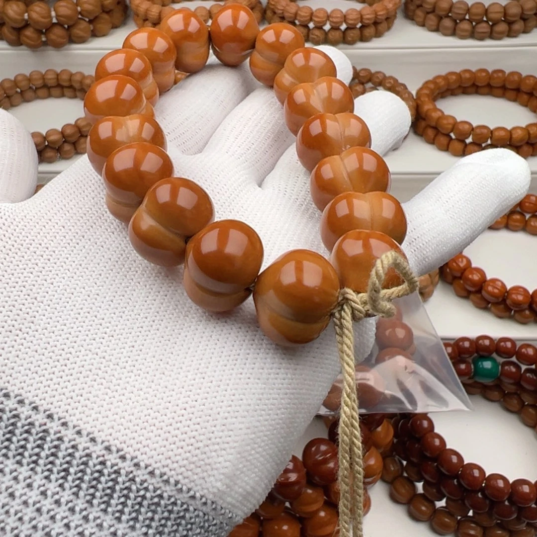 痘***兜吊坠猴头核桃大屁桃