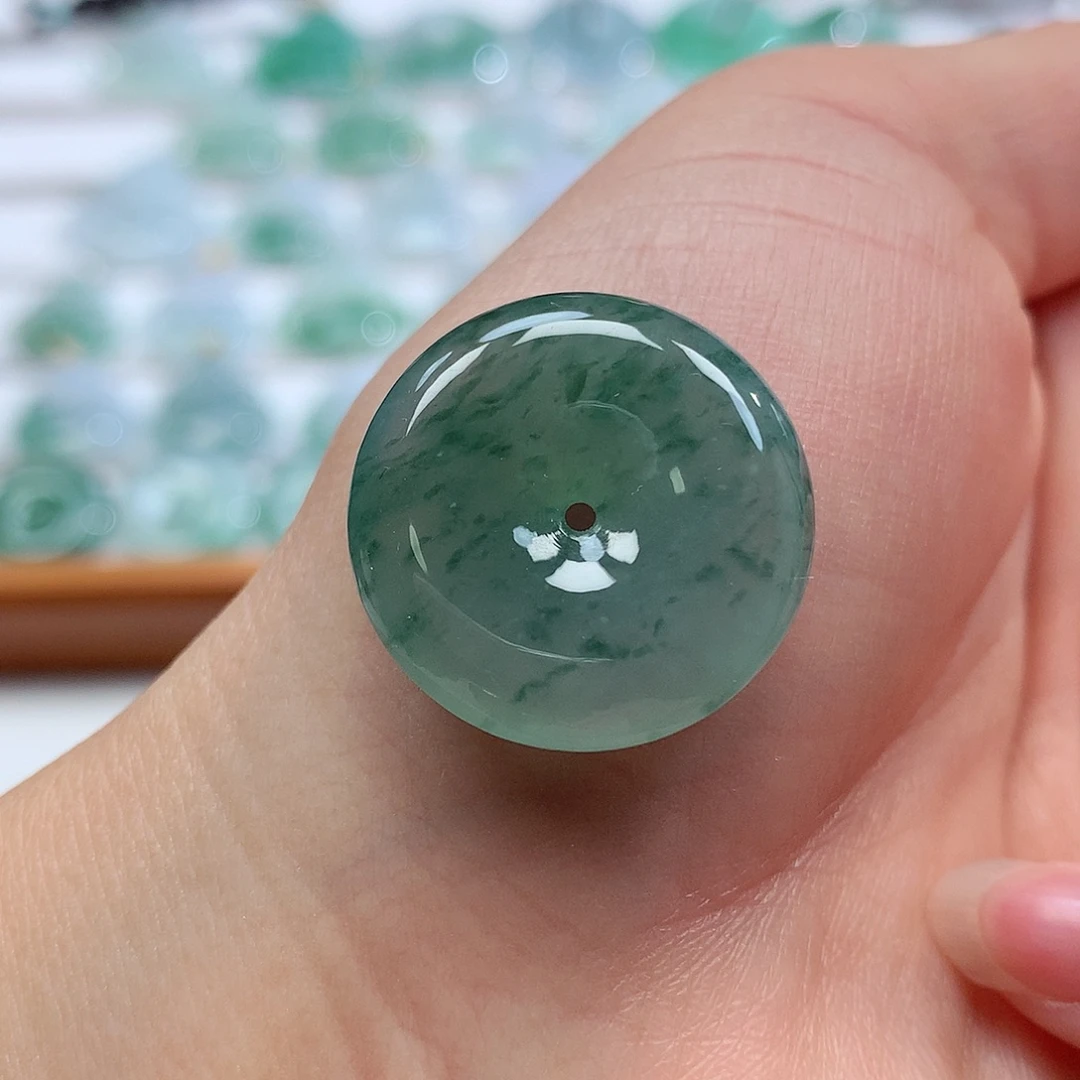 翡翠未镶嵌吊坠(不含链)23.2-6