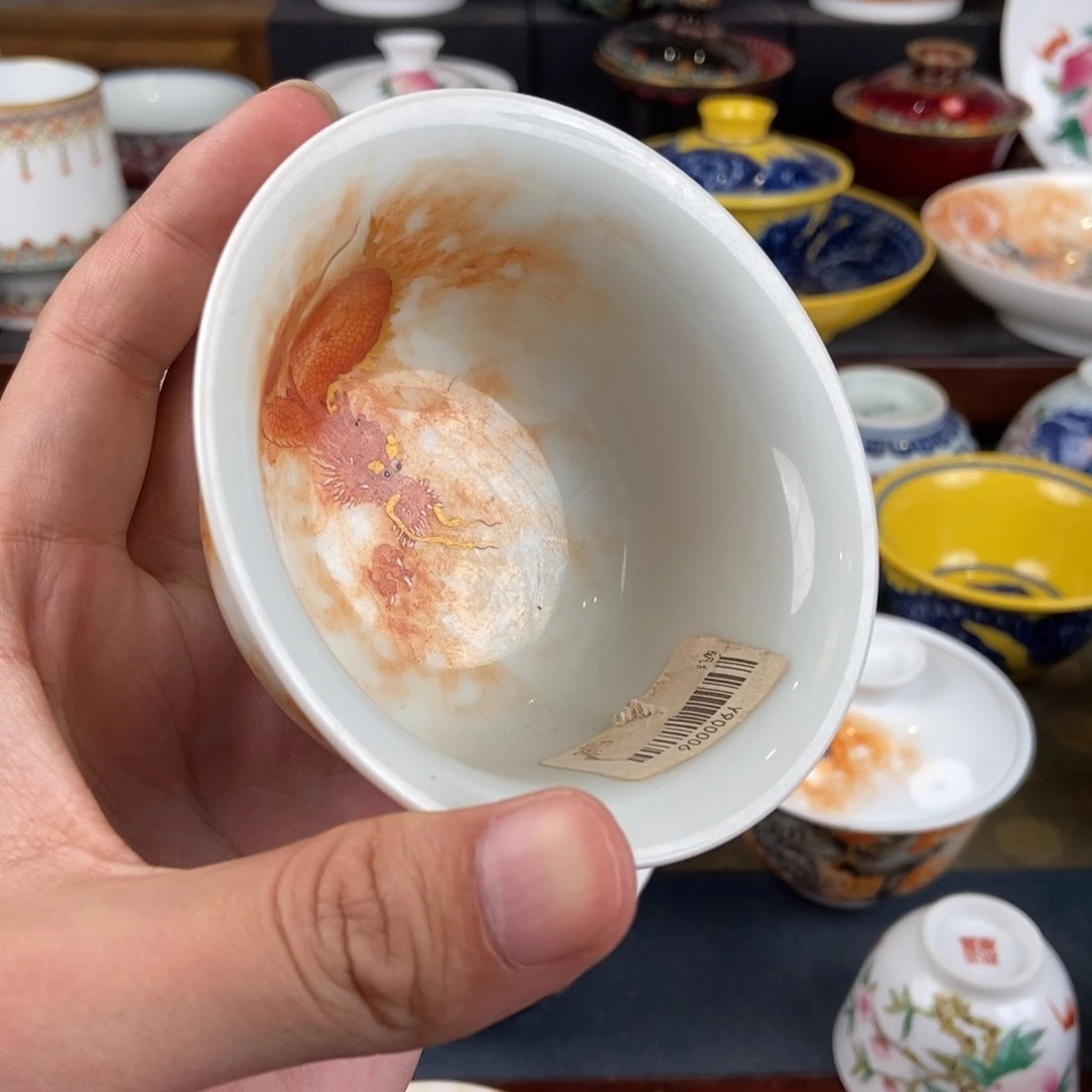 陶瓷艺术家的作品是一