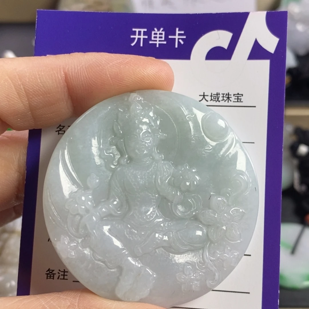 翡翠颈饰未镶嵌度母