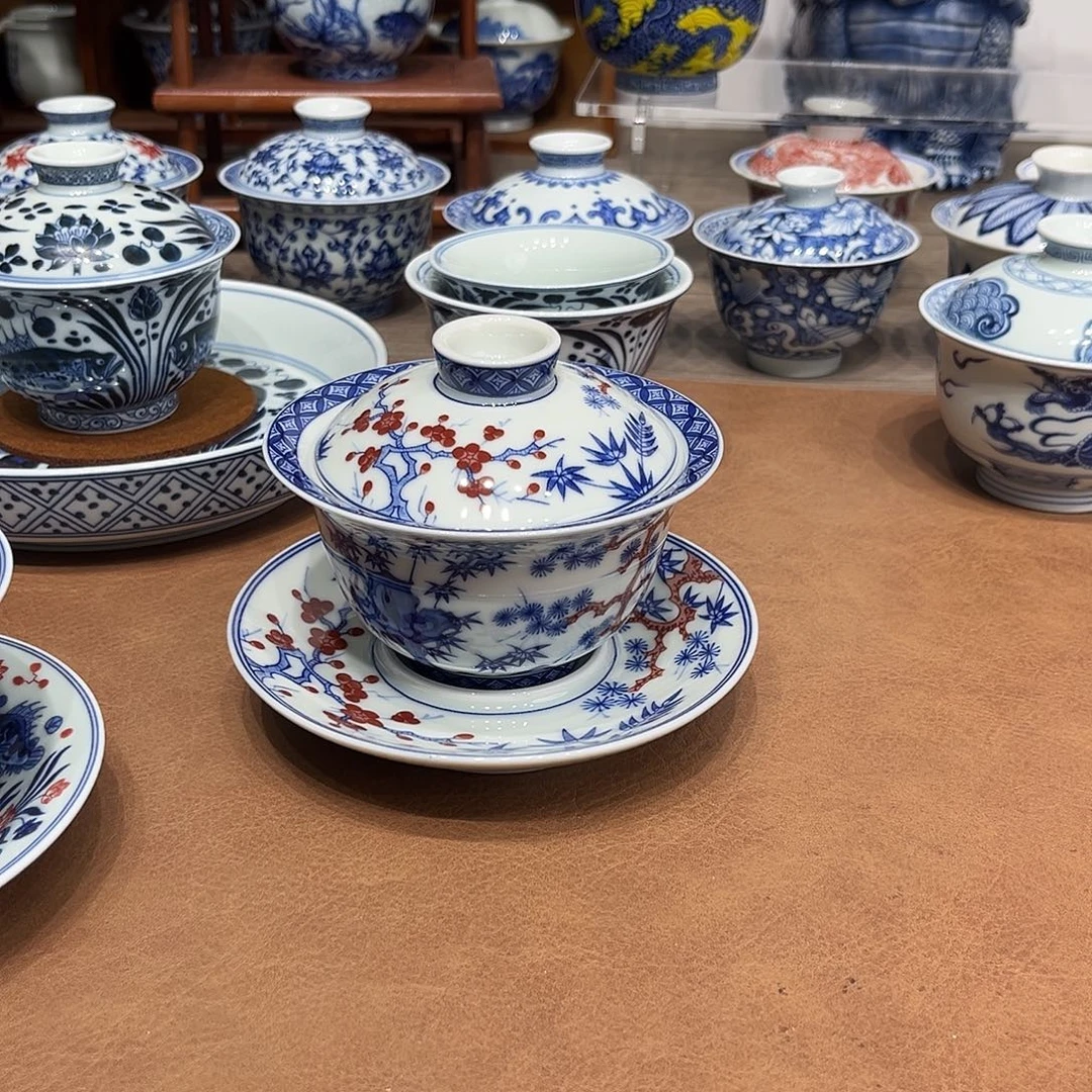 诚***行釉里红松竹梅三才盖碗