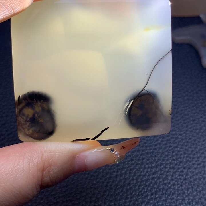 光***马玛瑙/玉髓未镶嵌颈饰