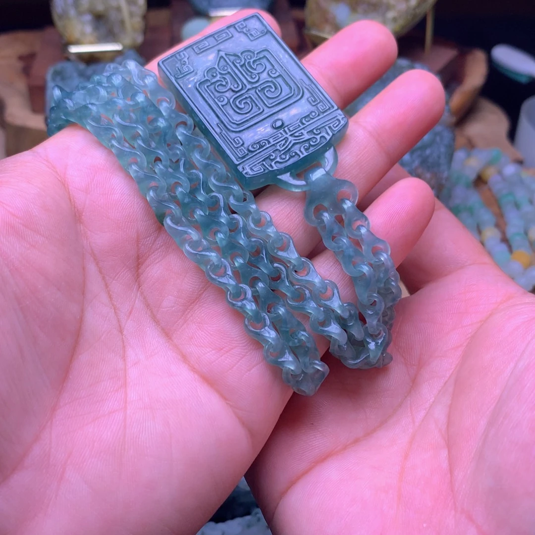 峻***云定制翡翠未镶嵌翡翠