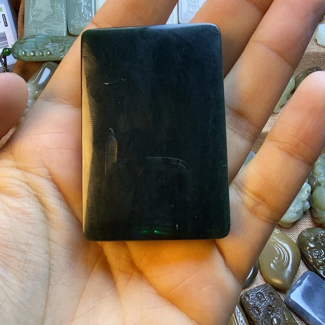 一***-和田玉未镶嵌颈饰