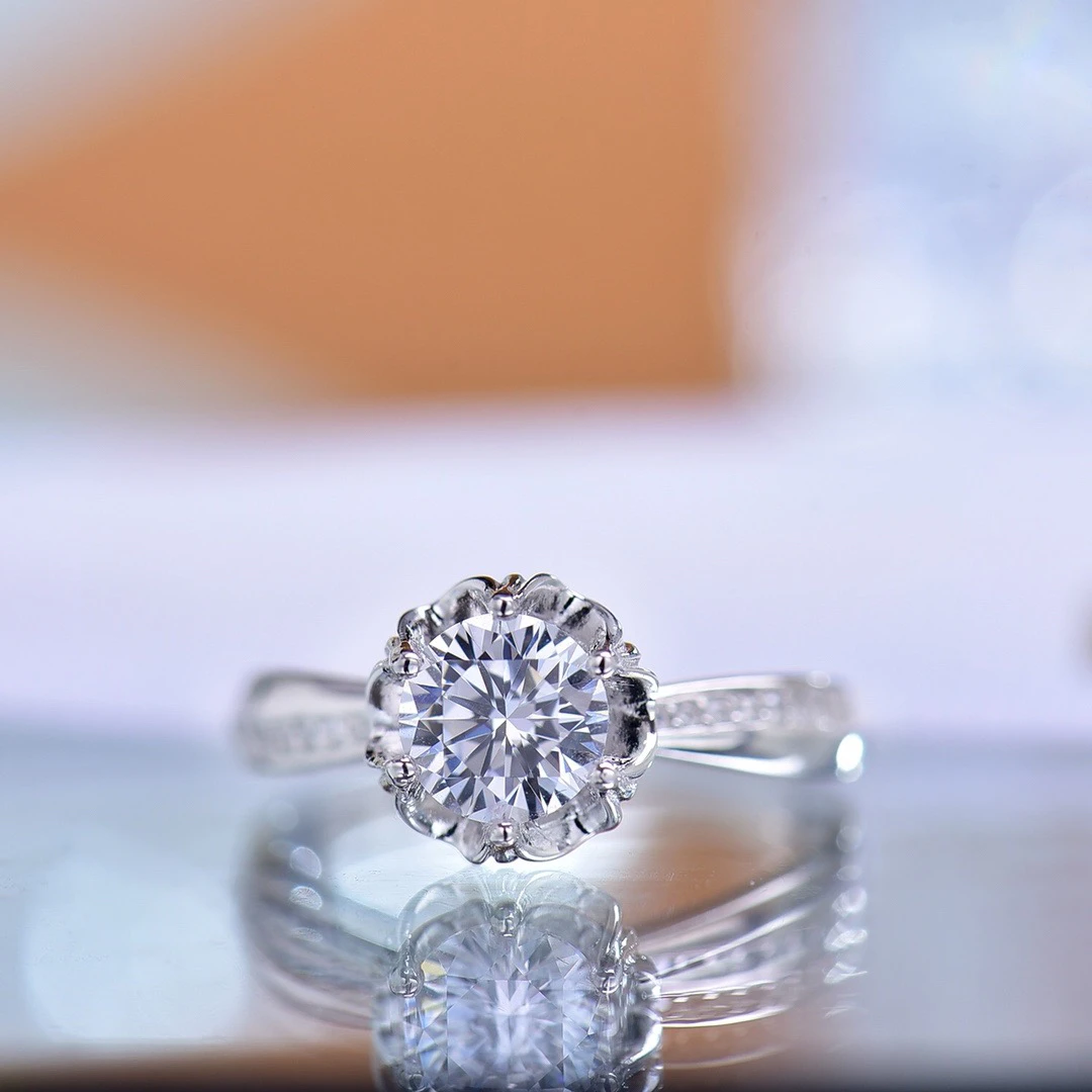 925银莫桑石银制品  【天鹅花苞】钻戒女士指环莫桑戒指镶钻饰品1ct