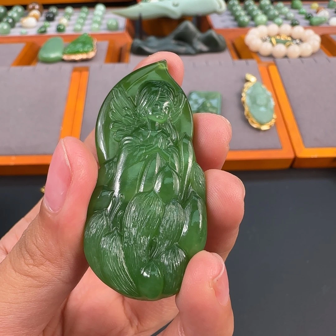 颈饰未镶嵌和田玉