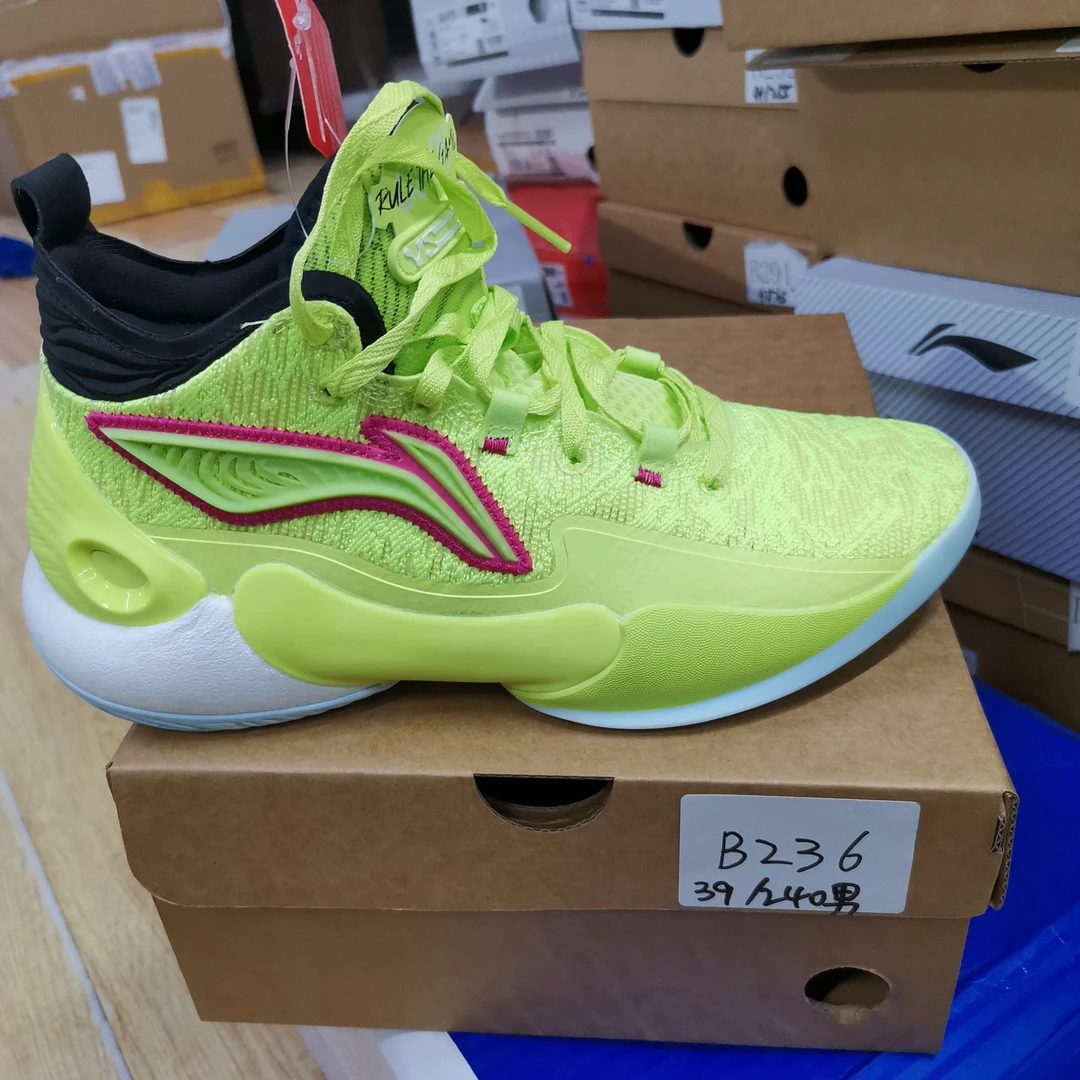 李宁断货-运动鞋-B236