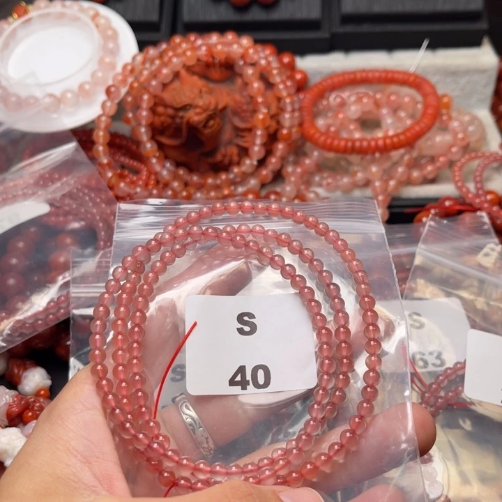 南红玛瑙未镶嵌多样性发货默认微瑕称重4mm