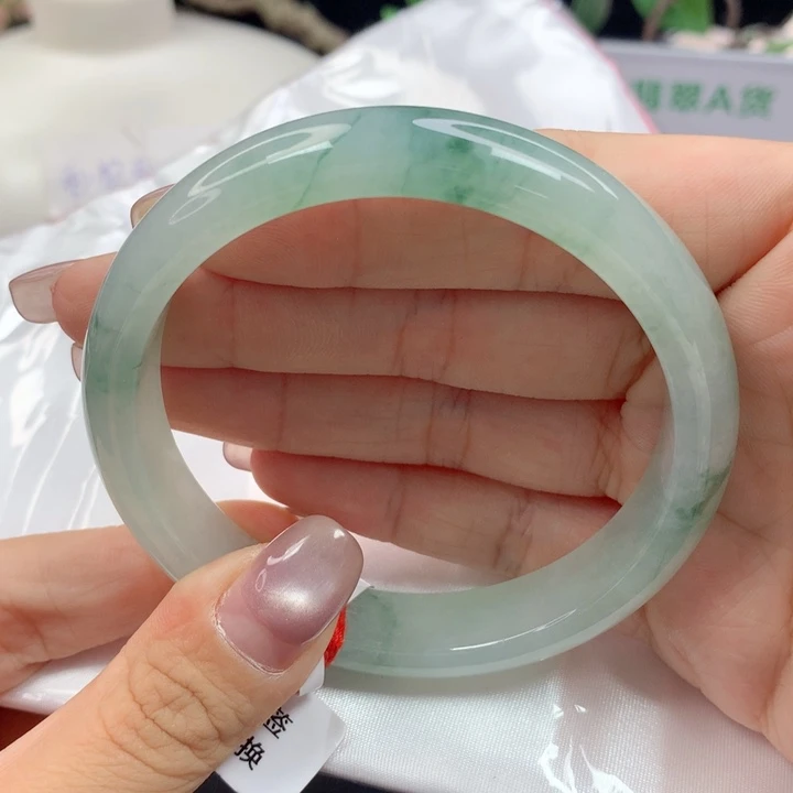 未镶嵌手镯翡翠25