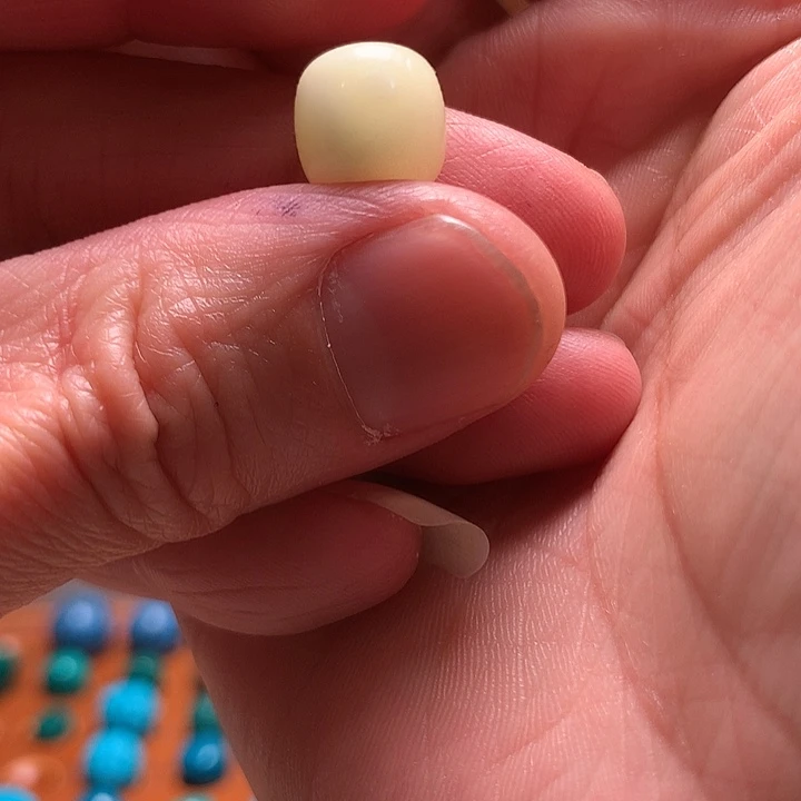 琉璃颈饰瓷白色10mm老行