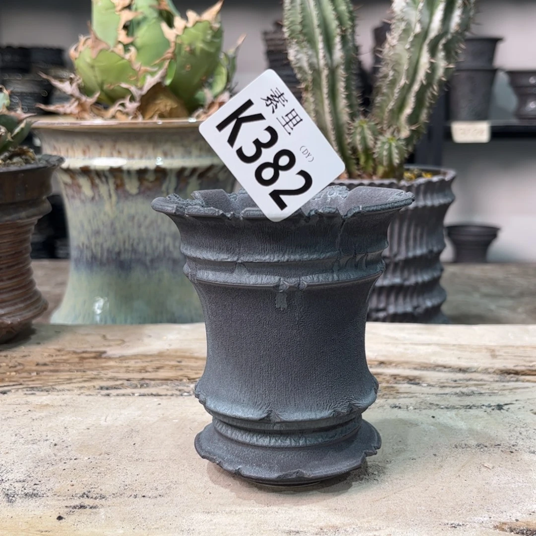 陶内口9.5高10.5瑕疵