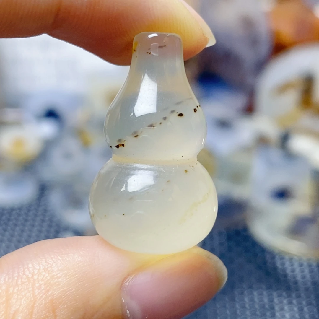 玛瑙/玉髓未镶嵌珠宝奇石