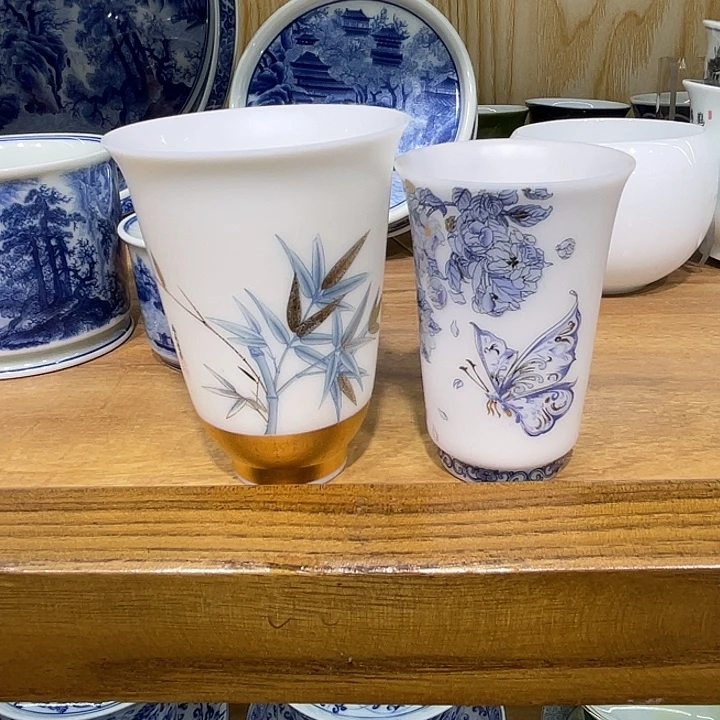 悟***空青花玉泥品茗闻香杯2个