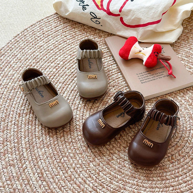 女童皮鞋2025秋季新款儿童软底豆豆鞋小女孩洋气中小童公主鞋507