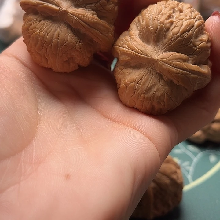 打**胖文玩核桃把件44元宝