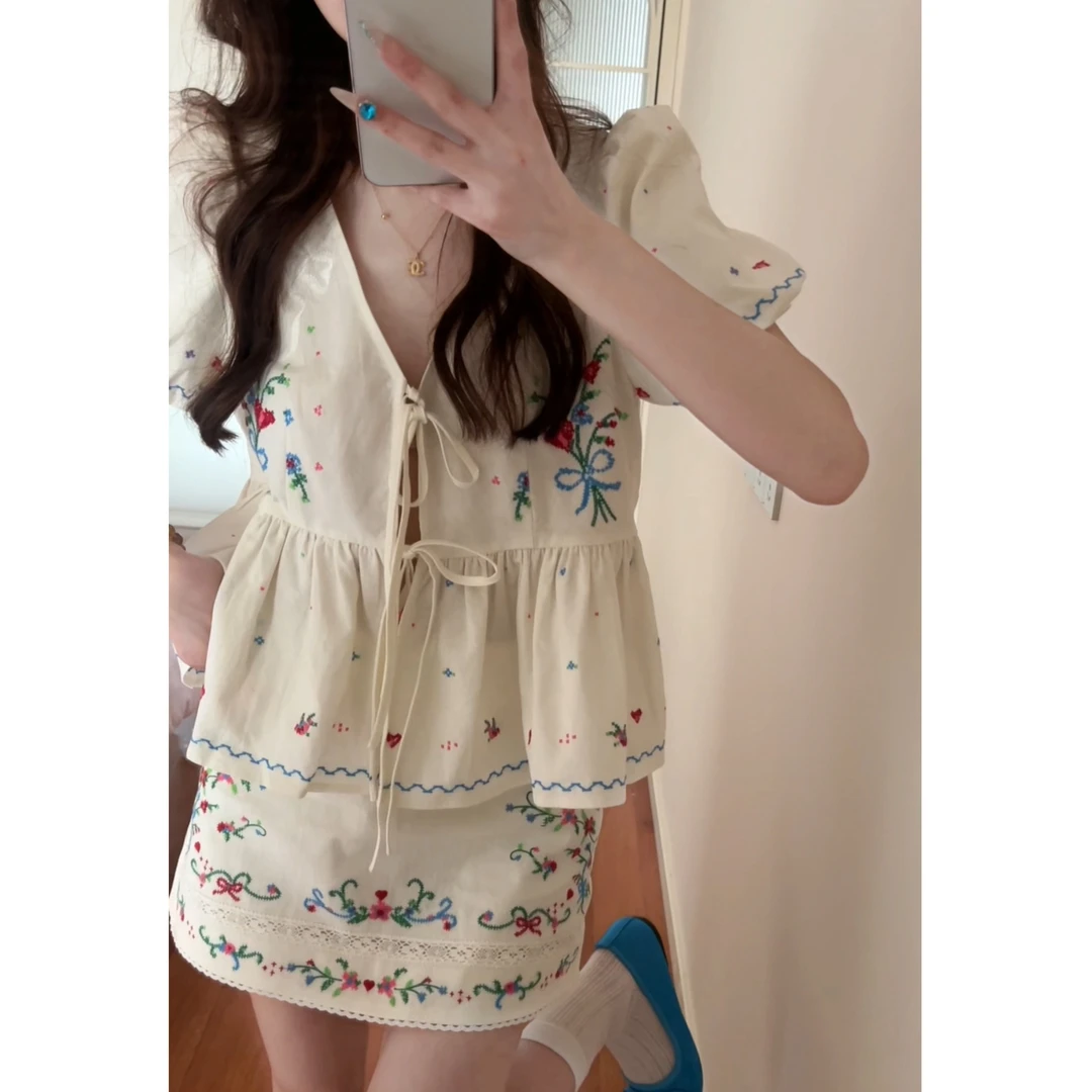 甜美风重工花朵刺绣上衣白色蝴蝶结短袖衬衫衬衣女春夏套装