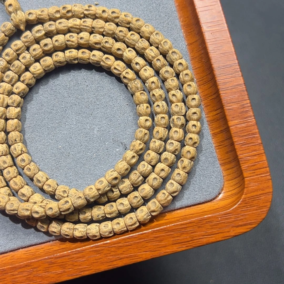 柏香籽/百香籽吊坠毒龙