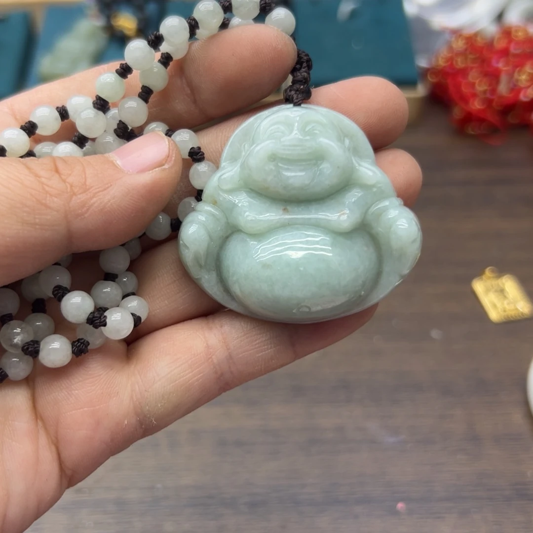 翡翠未镶嵌颈饰1083