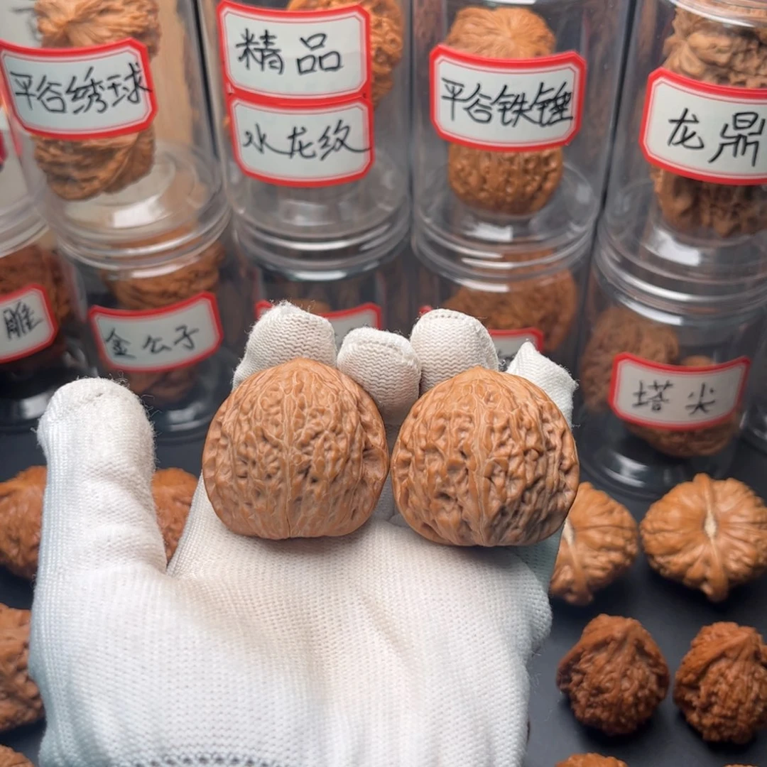 文玩核桃把件38全品原桩铁锤